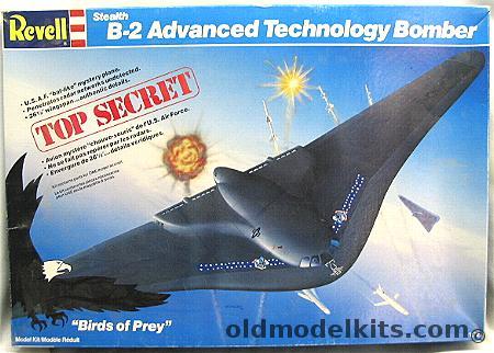 Revell 1/72 Stealth B-2 Advanced Technology Bomber, 4577 plastic model kit